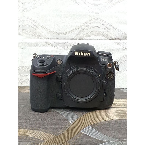 Kamera Nikon D300S Body Only