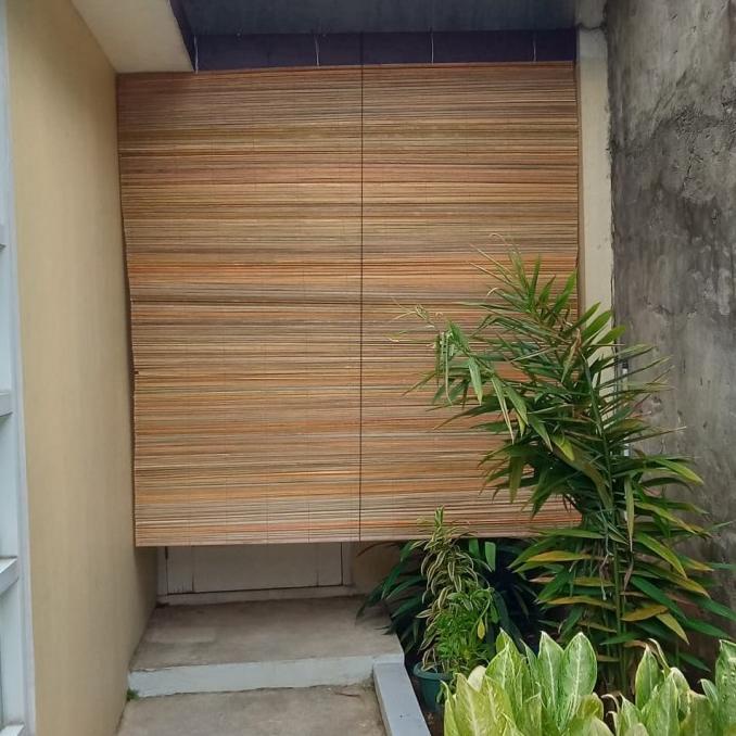 tirai kulit outdoor tempias hujan