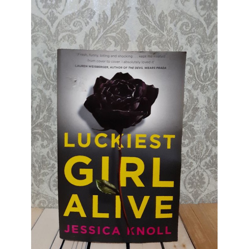 PRELOVED NOVEL BAHASA INGGRIS Luckiest Girl Alive