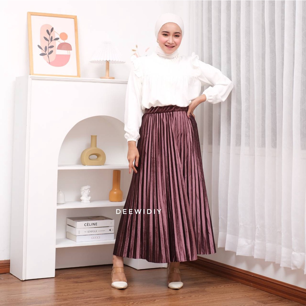 DEEWIDIY MERRY PLEATS SKIRT rok plisket velvet premium