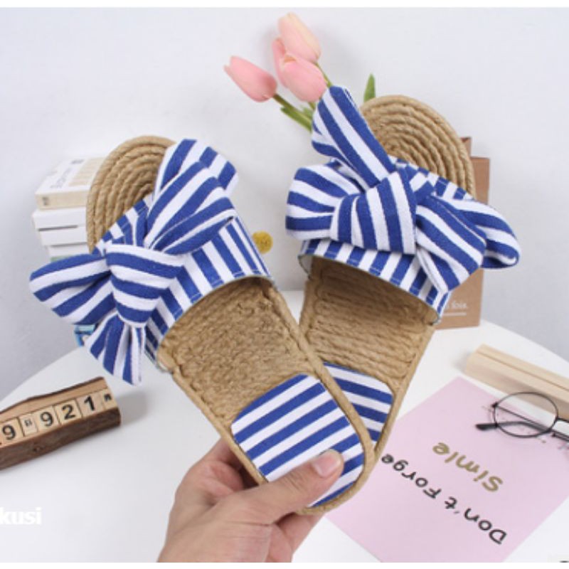 SANDAL KOKOP WANITA PRESS MOTIF PITA SALUR