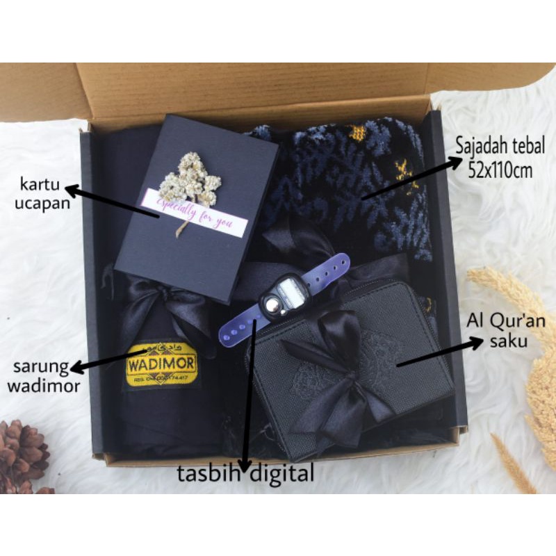 Hampers kado premium black murah cowok pria ulang tahun islami sarung sajadah pacar suami teman pernikahan wisuda anniversary