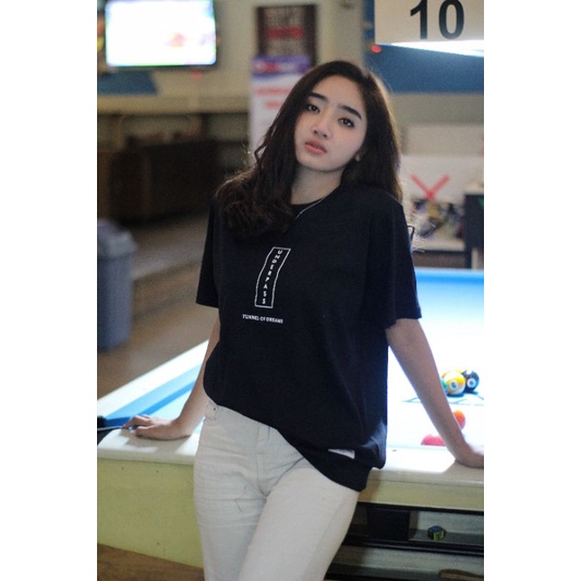 Underpass T-shirt black line