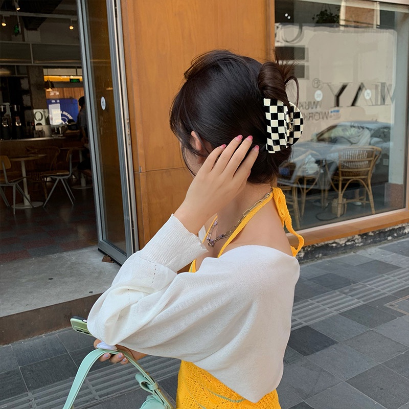 Jepit Rambut Bentuk Papan Catur Bahan Plastik Untuk Wanita