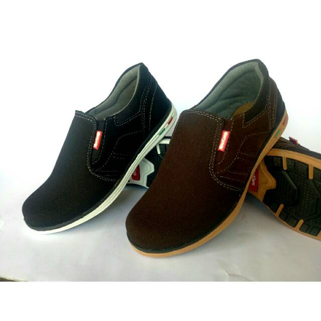 Sepatu casual selop pria terbaru - sepatu slop cowok hitam coklat