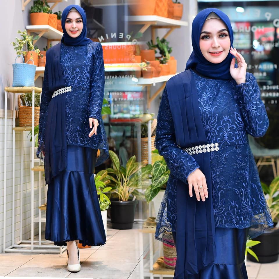 Setelan kebaya Wisuda Modern Hijab remaja style modis terbaru Murah , Simple , Elegan