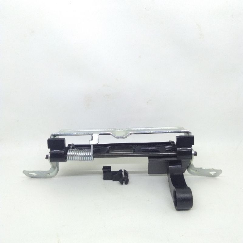 HANDLE BAGASI BELAKANG GRAND MAX