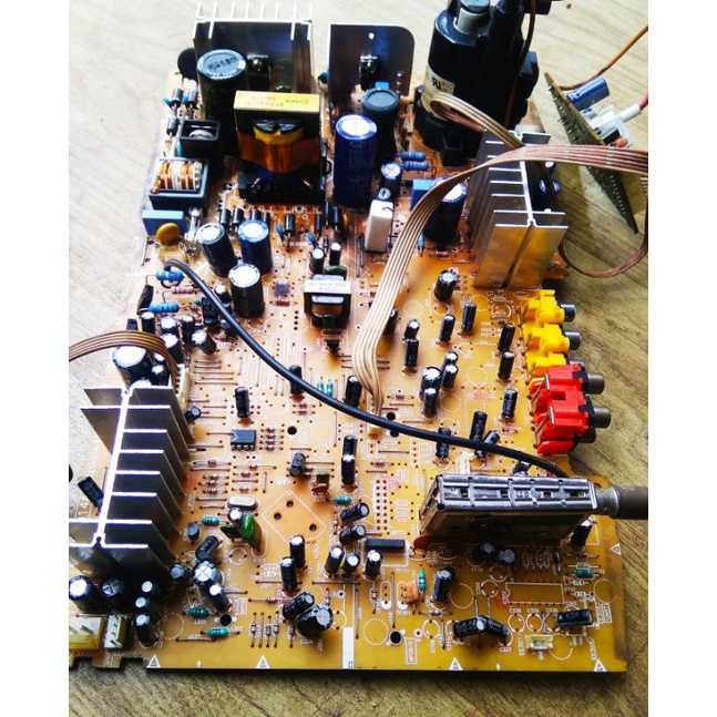 Mesin Tv Polytron Slim XBR Murah Normal