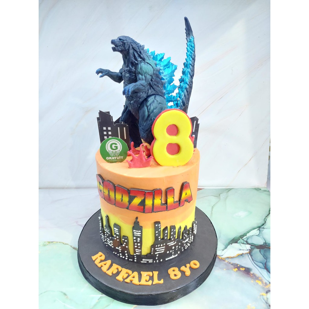 

cake godzilla / dobel cake / kue ultah uk 15cm