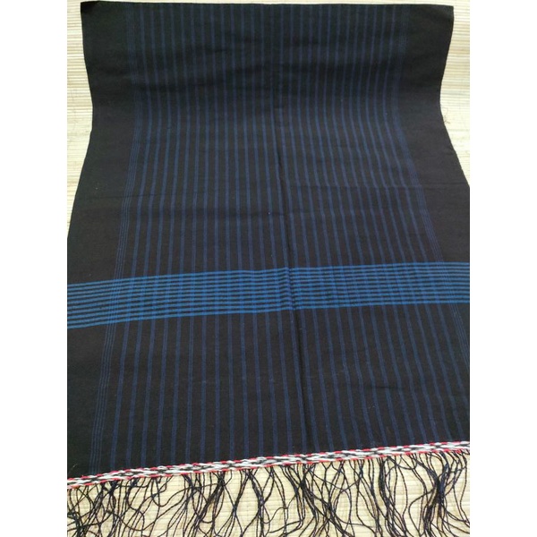 Ulos suri suri pakaian adat batak