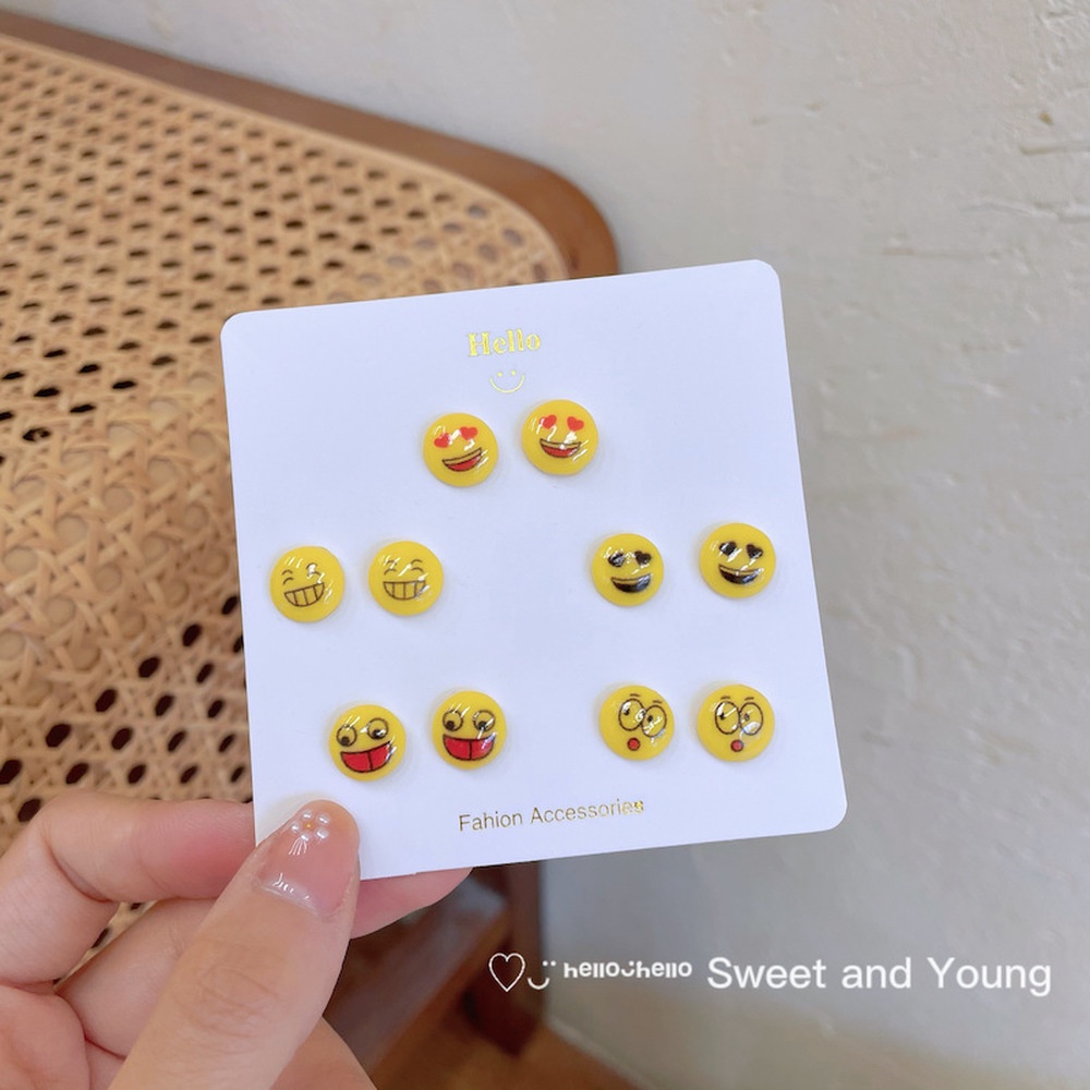 Smiley Face Earrings S925 Silver Needle Funny Cute Cartoon Cute Earrings Girl Heart 2021 New Trend