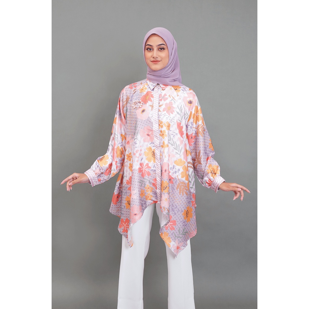 Nada Puspita - Fiori Ruffle Long Shirt - Peach