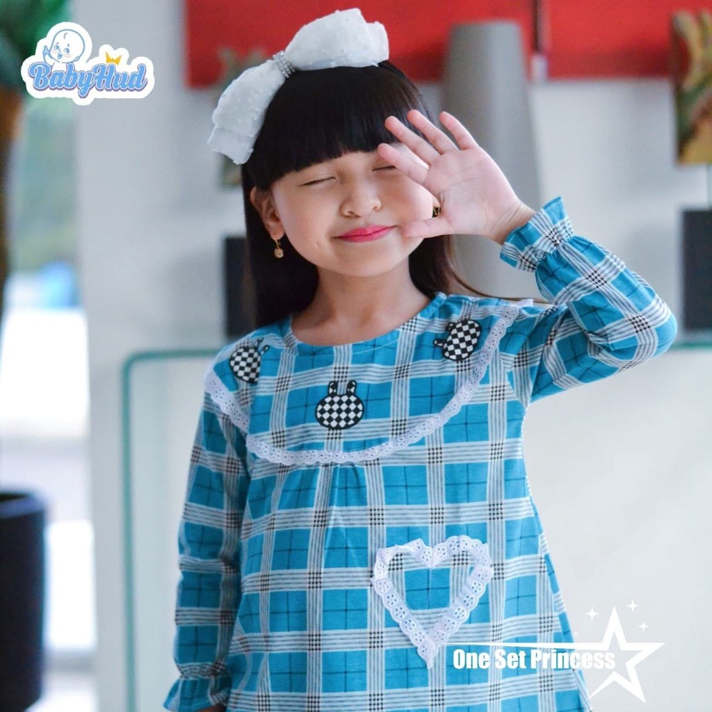 One Set Princess by baby hud
