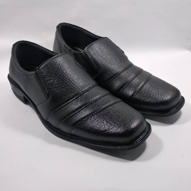 SEPATU PANTOPEL PANTOFEL FANTOVEL FANTOFEL SEPATU FORMAL KERJA HITAM CROCODILE