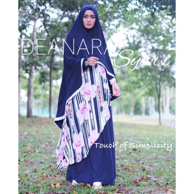 Preloved khimar deanara syari warna navy (NETT)