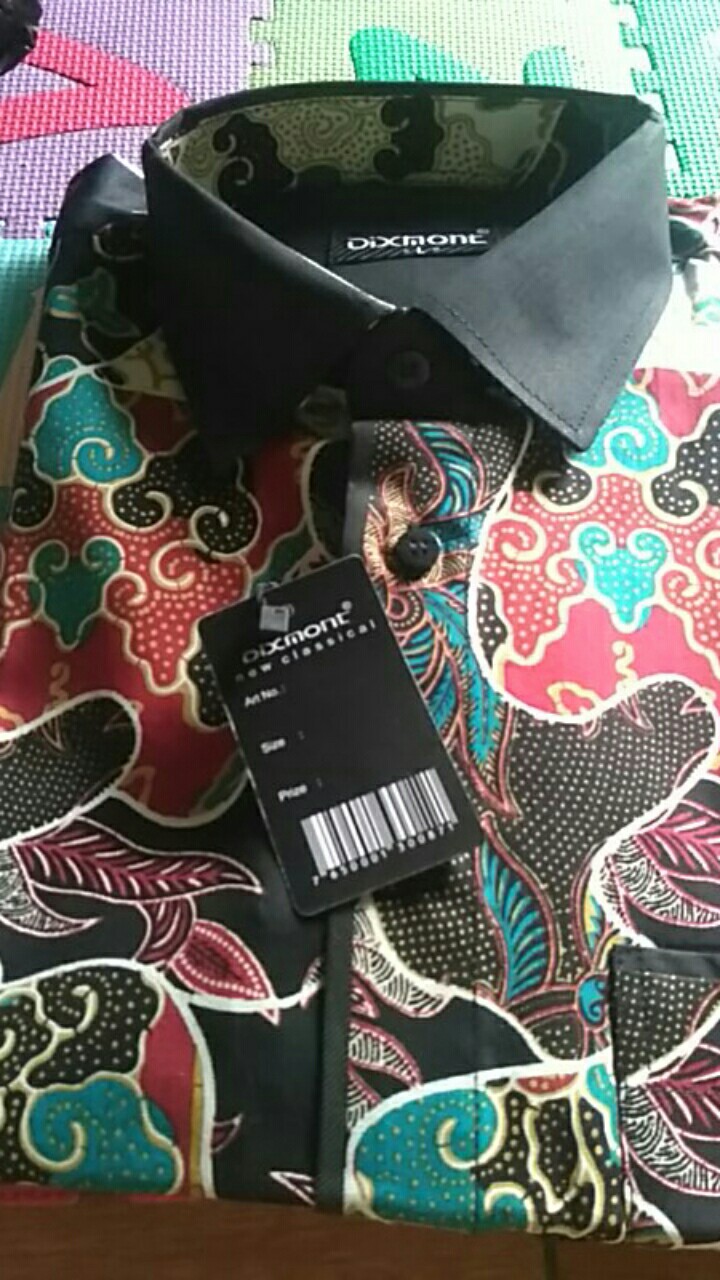 Kemeja Batik Pria Lengan Pendek Bs83 Katun Motif Modern Dixmont Semi Slimfit