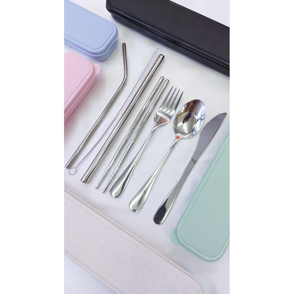 Cutlery Set (Peralatan makan) 1 Set 7 Item sendok garpu sumpit straw dll high quality