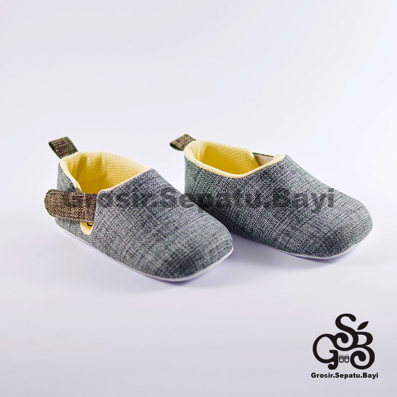 sepatu bayi baby shoes prewalker laki laki umur 2 sampai 14 bulan model velcro PREMIUM warna abu abu