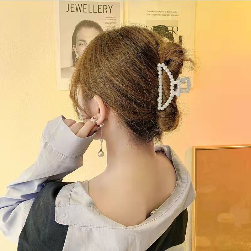 (Hello Girl)F65 INS Korean Mutiara Acrylic Hair Claw Clip girl Women Fashion  Geometric Hairpin