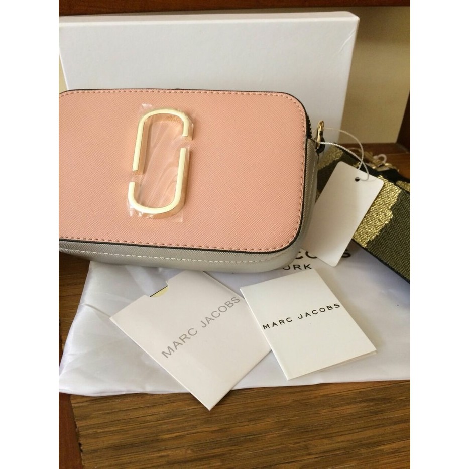 NEW - MARC JACOBS Snapshot Pink Pale Strap Army Bag