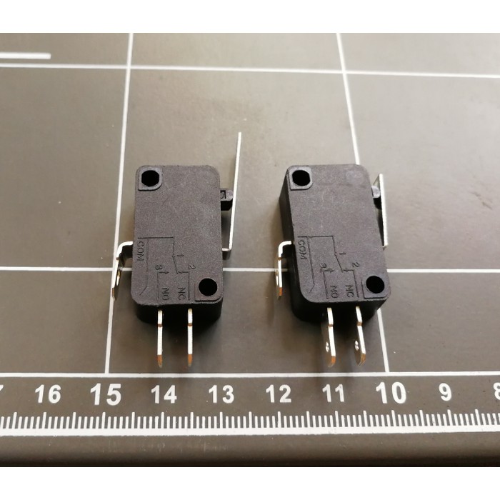 Saklar pintu switch lemari engsel / sliding Normally open/close NO NC