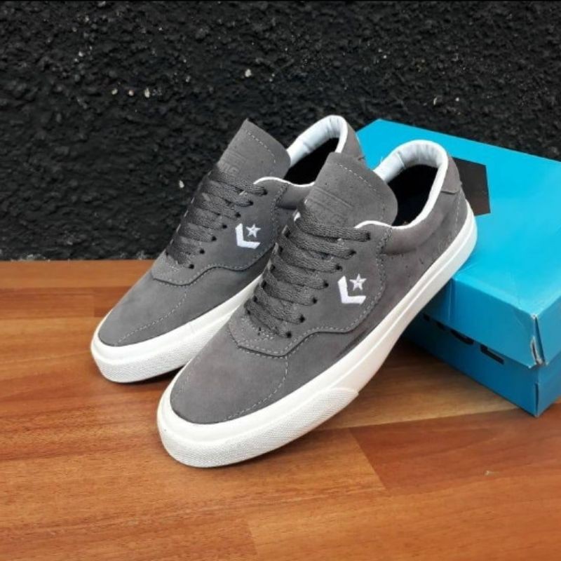 CONVERSE LOUI LOPEZ PRO ARMY 100% BNIB IMPORT MADE IN VIETNAM SEPATU PRIA BEST SELLER BISA BAYAR DI TEMPAT (COD)-2
