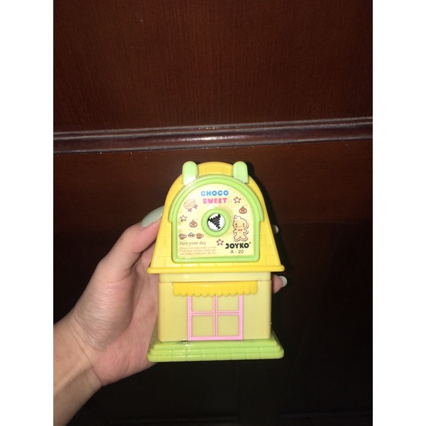 

PRELOVED RAUTAN PENSIL