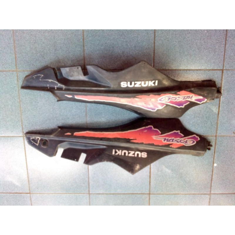 Body Samping Bagian Belakang Suzuki Crystal Original