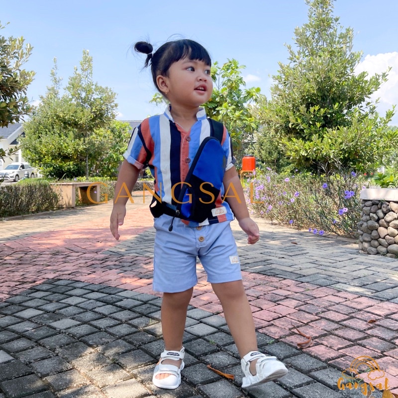 Gangsal Alit – celana pendek anak – celana pendek warna biru – celana anak katun linen