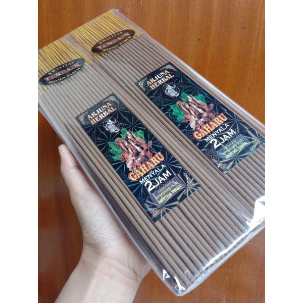 Hio Dupa Wangi Arjuna Herbal Gaharu isi 10bks (1bks isi 35stik)