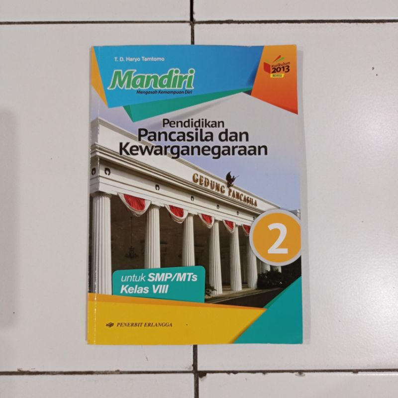 BUKU BEKAS MANDIRI PPKN SMP KELAS 2 ERLANGGA