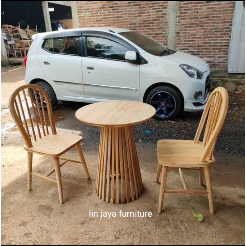 Kursi makan meja bundar mentah jati berkualitas