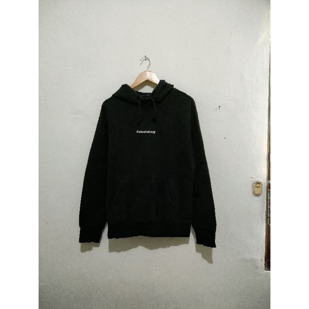 jaket hoodie WHO AU black size M fit L original second vintage sweater murah bekas