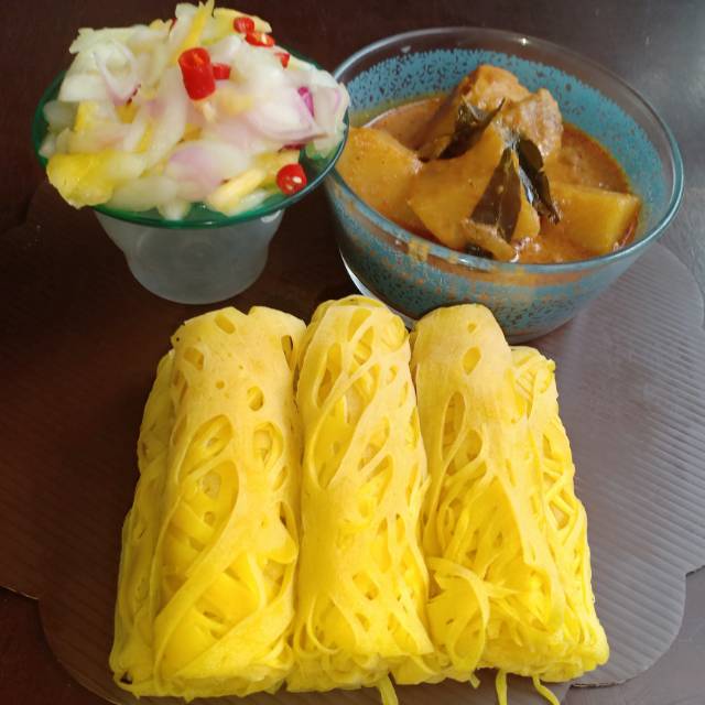 

Roti jala kari ayam