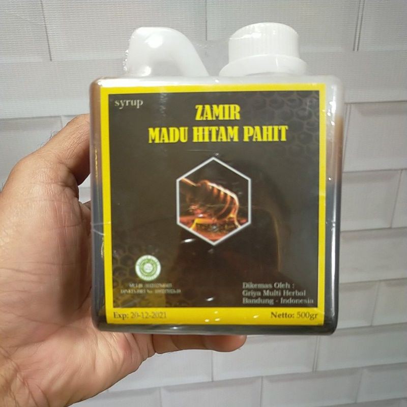 

Madu Hitam Pahit Zamir 500 gram
