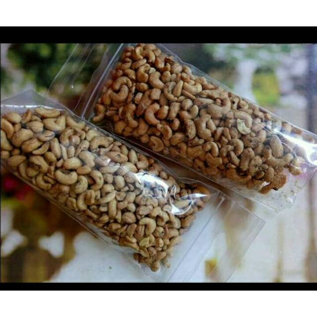 

Kacang mede sulawesi super kemasan 5kg