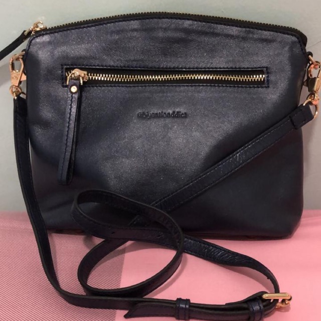 Tas Wanita Biyantie Addict