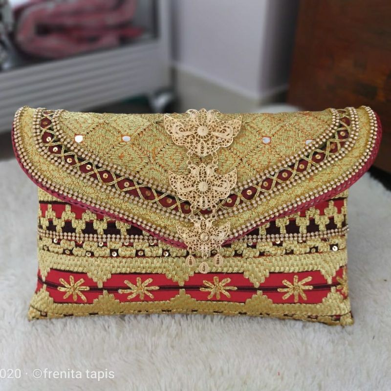 Clutch Tapis M