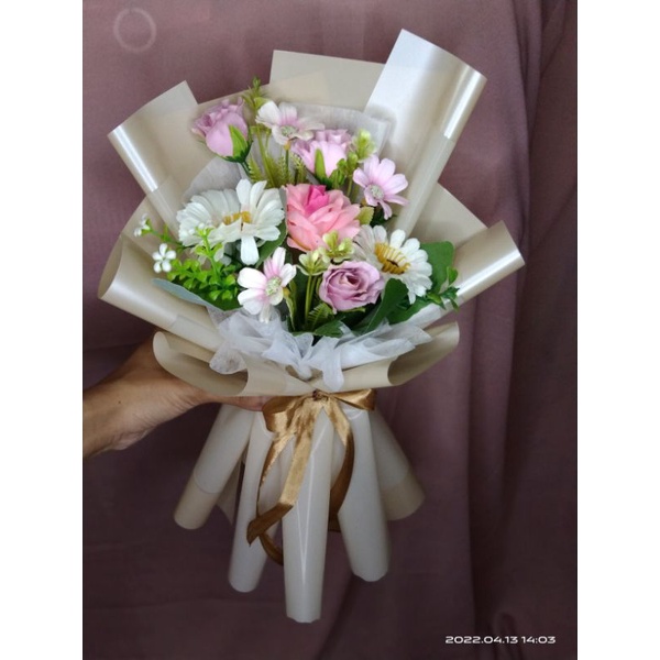 

Buket Bunga Artificial Buket Wisudah, buket bunga palsu