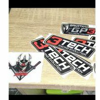 Sticker 3Tech Stiker Tempelan Logo 3Tech Scotlet Gambar 3Tech Skotlet