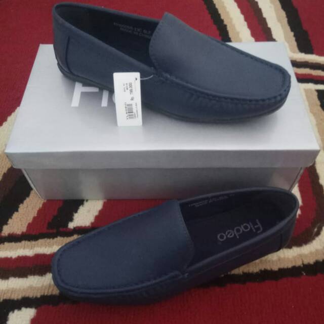 FLADEO sepatu pria