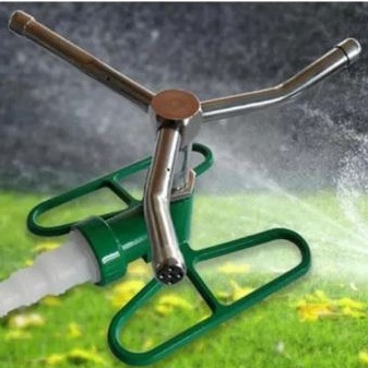 Springkel Taman Putar / Semprotan kebun tanaman bunga sayur / Sprinkler/Rotary Sprinkler keran baling baling taman penyiram/ALAT SIRAM PENYIRAM TANAMAN PERKEBUNAN PERAIRAN BERKUALITAS