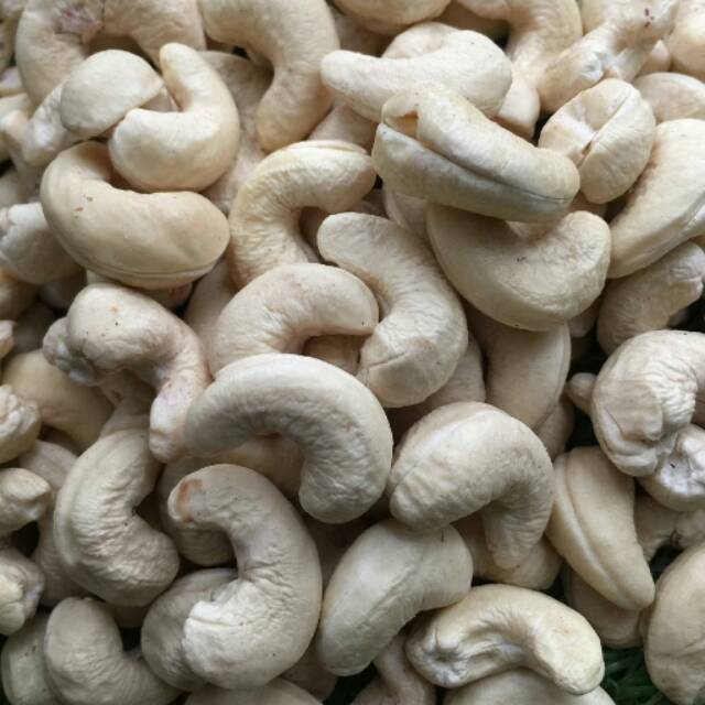 

Kacang Mete Mentah / Kacang Mente Mentah / Kacang Mede 1kg