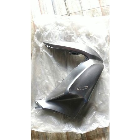 Shield-Tebeng-Body Depan-Cover Sayap-Sayap Kanan Honda PCX 150 CBU Thailand 2010-2014 Original AHM H