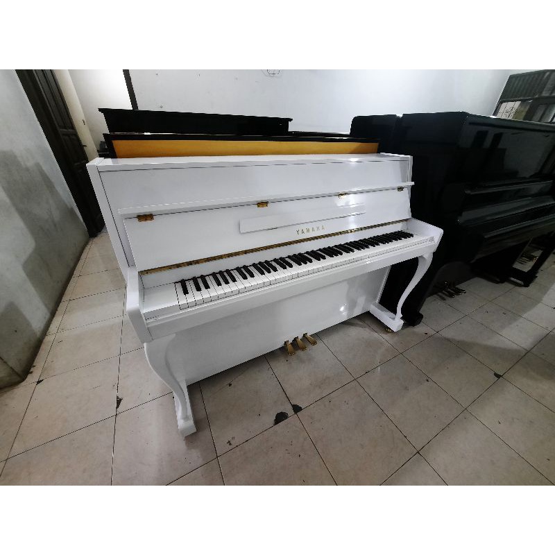 Piano Yamaha LU 101 T Putih
