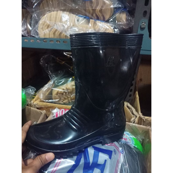 AP BOOTS HITAM PENDEK Sepatu Boots (AP 1 Black)