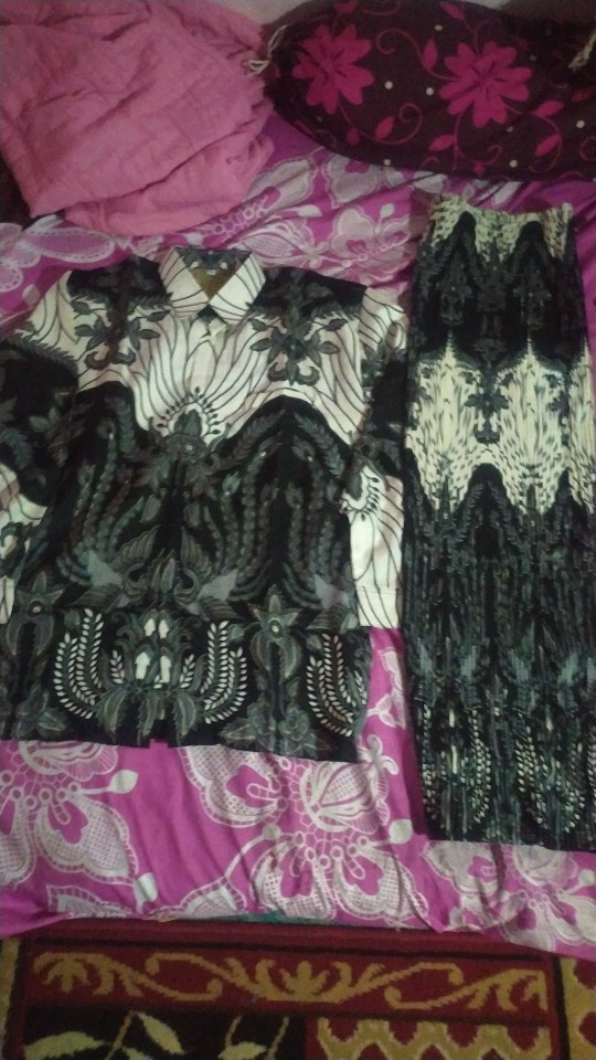 Batik Couple / Baju Batik Couple / Batik Set / Batik Lengan Panjang / Rok Set