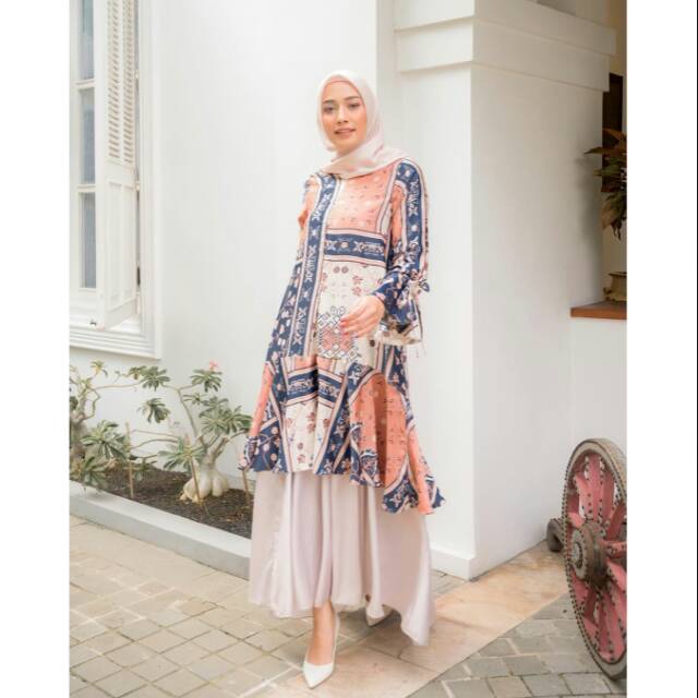 Wearing klamby lalita tunic