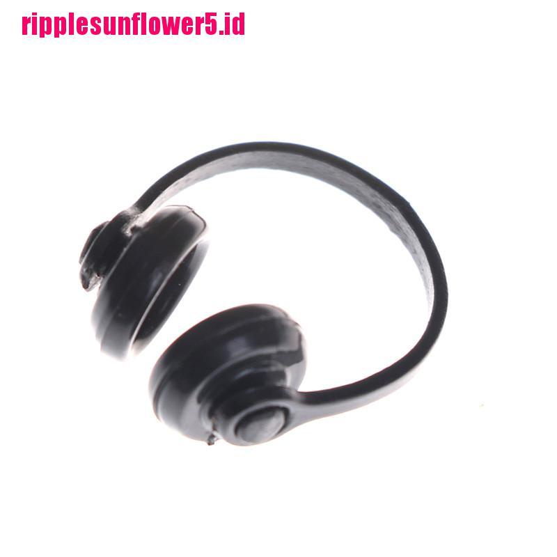 Miniatur Headphone Earphone Warna Hitam Untuk Rumah Boneka 1 / 12