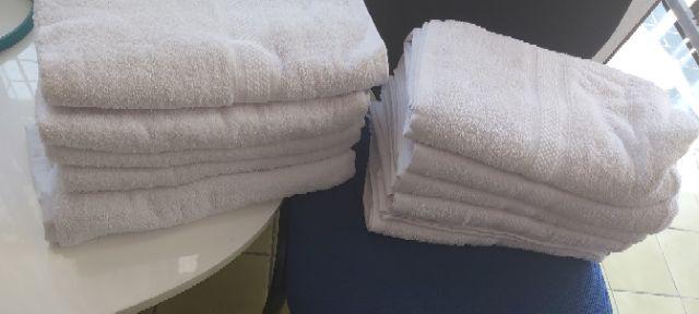 Handuk Mandi Kualitas Hotel (putih) White Merk Mutia